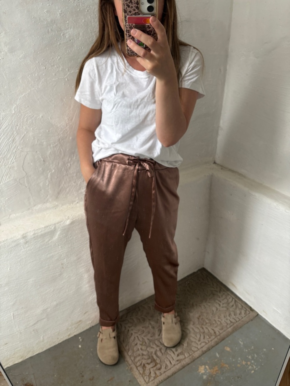 New York company size medium satin like lounge pants - Picture 9 of 11